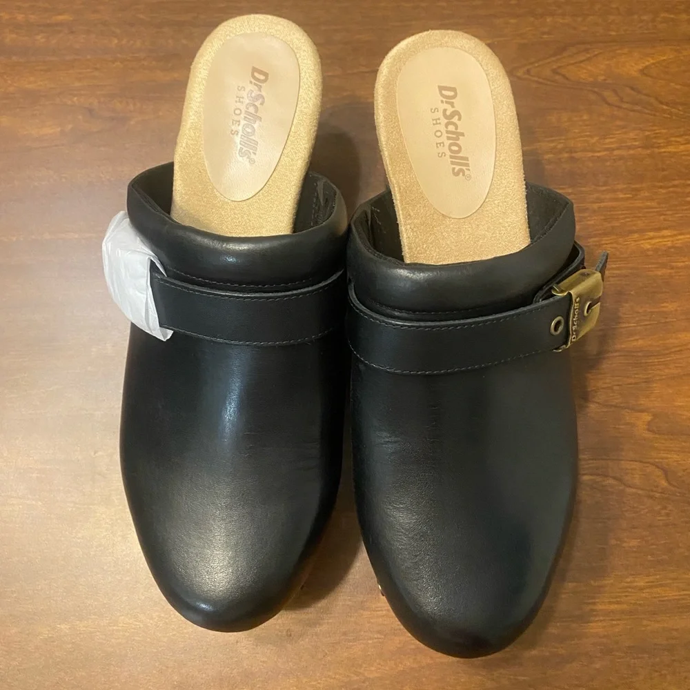 Dr. Scholl's
Original Joy Leather Buckle Hardware Strap Platform Clogs size 7 - Picture 6 of 7